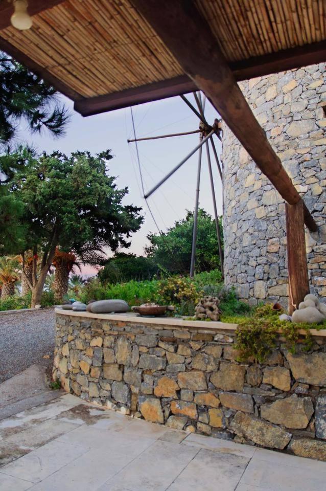 Authentic Cretan Stone Windmill Villa Sitia  Eksteriør billede