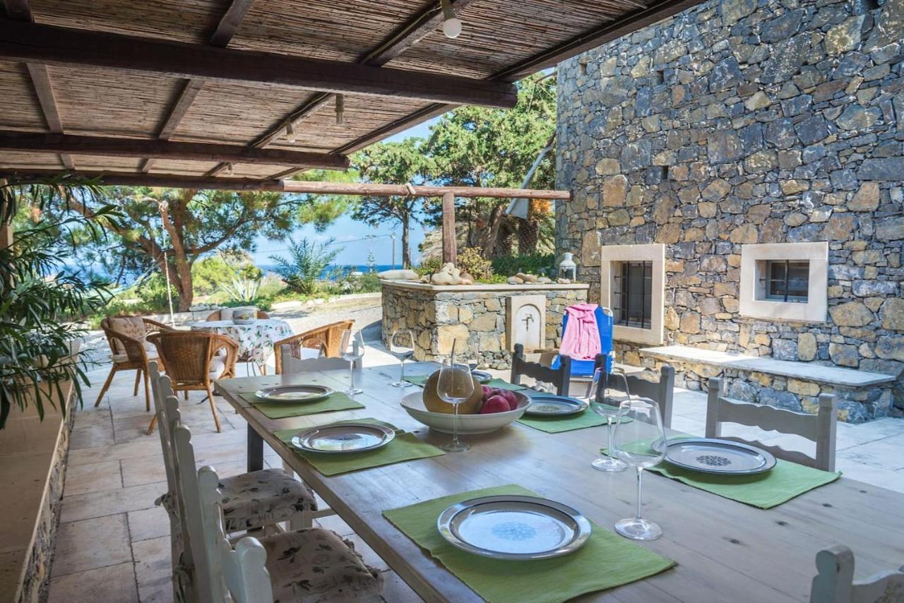 Authentic Cretan Stone Windmill Villa Sitia  Eksteriør billede